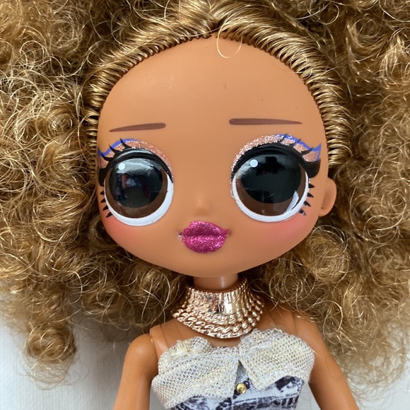 Lot of 2 L.O.L Surprise! Dolls 9” tall - Picture 7 of 13